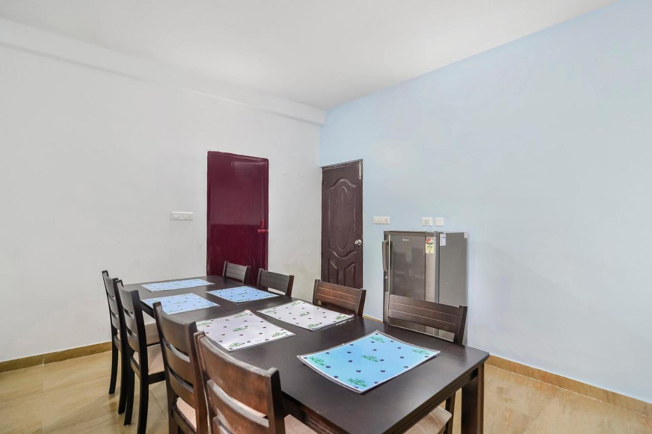Hotel O Pop Tavern Thiruvananthapuram Buitenkant foto
