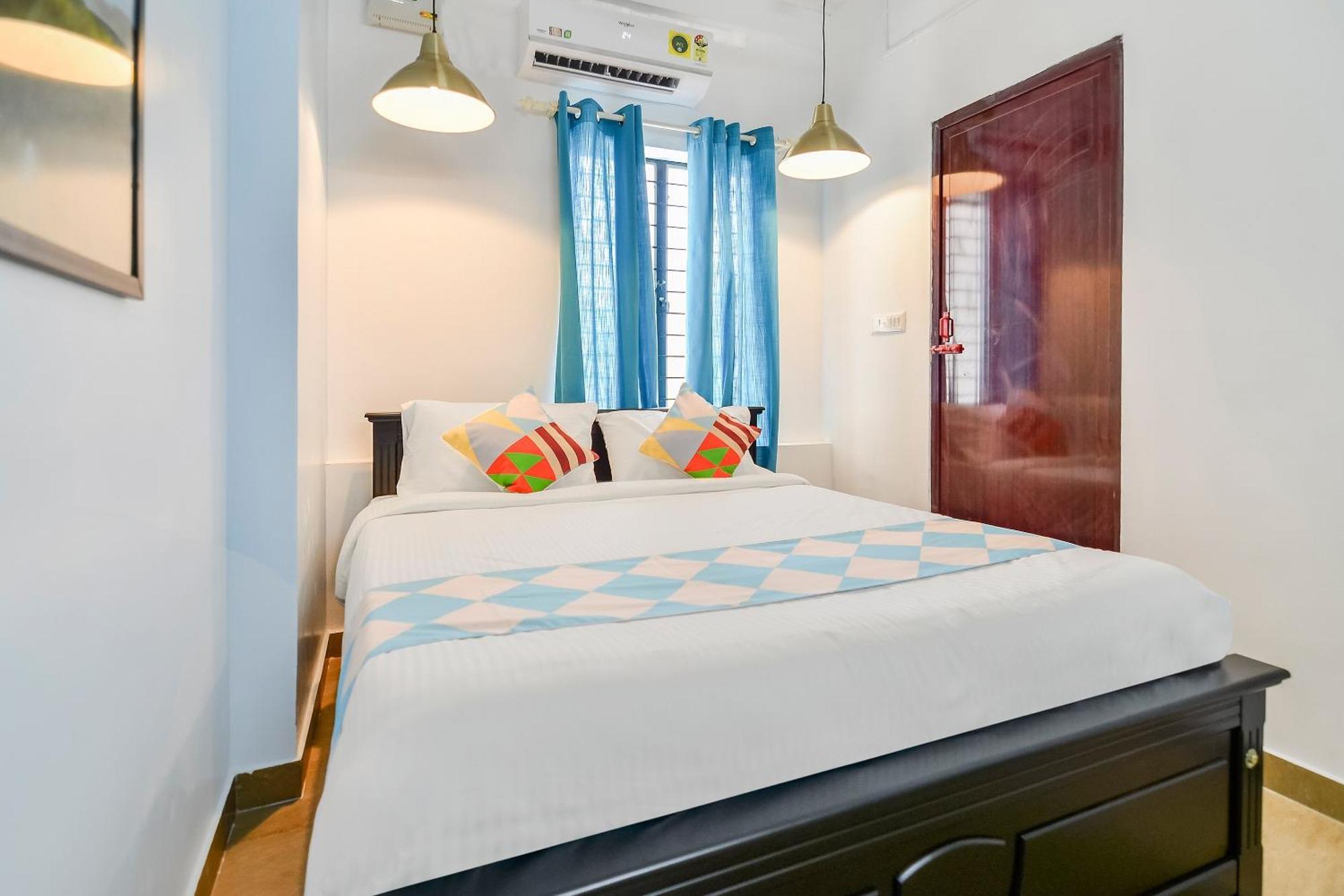 Hotel O Pop Tavern Thiruvananthapuram Buitenkant foto